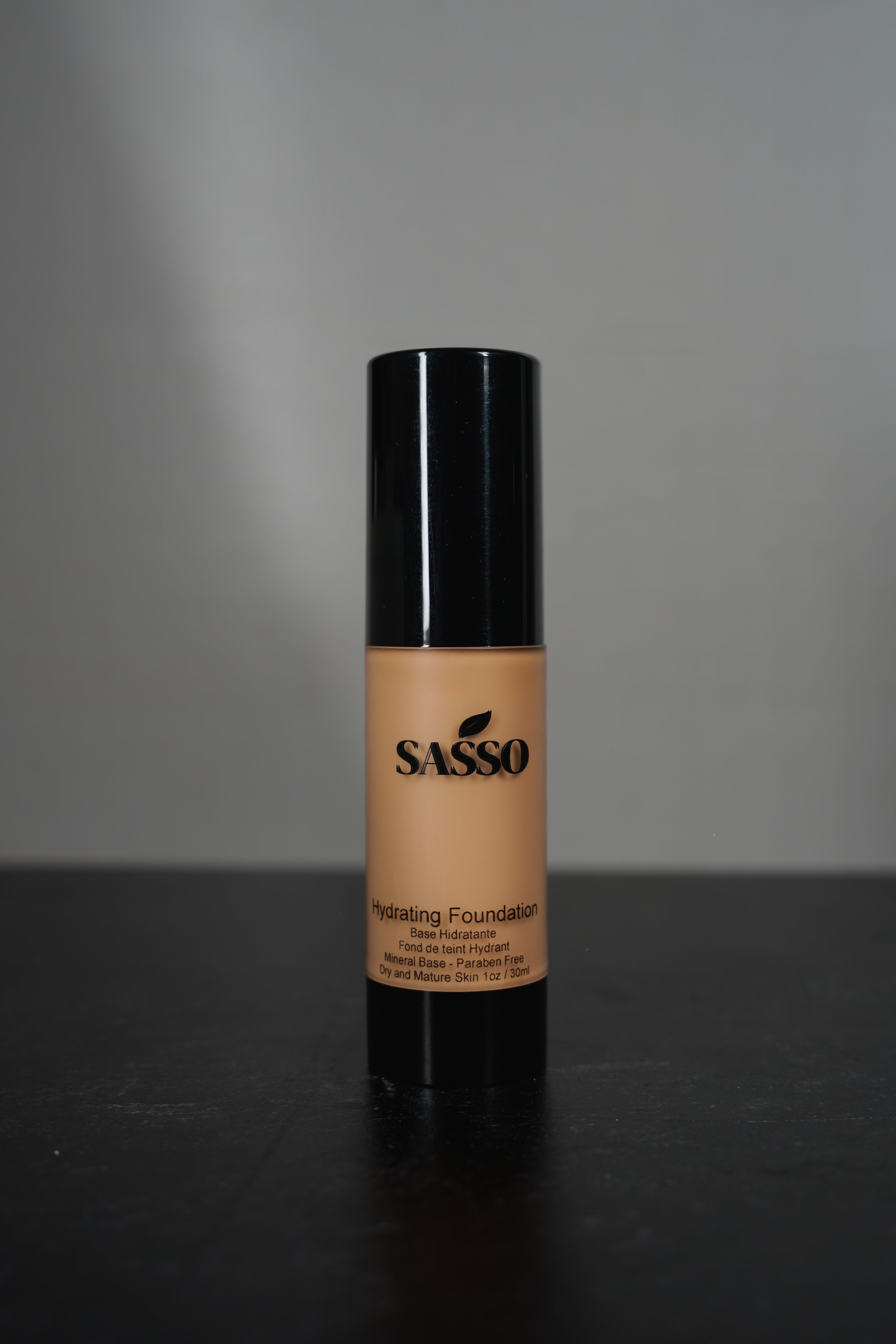Warm Naked Hydrating Foundation
